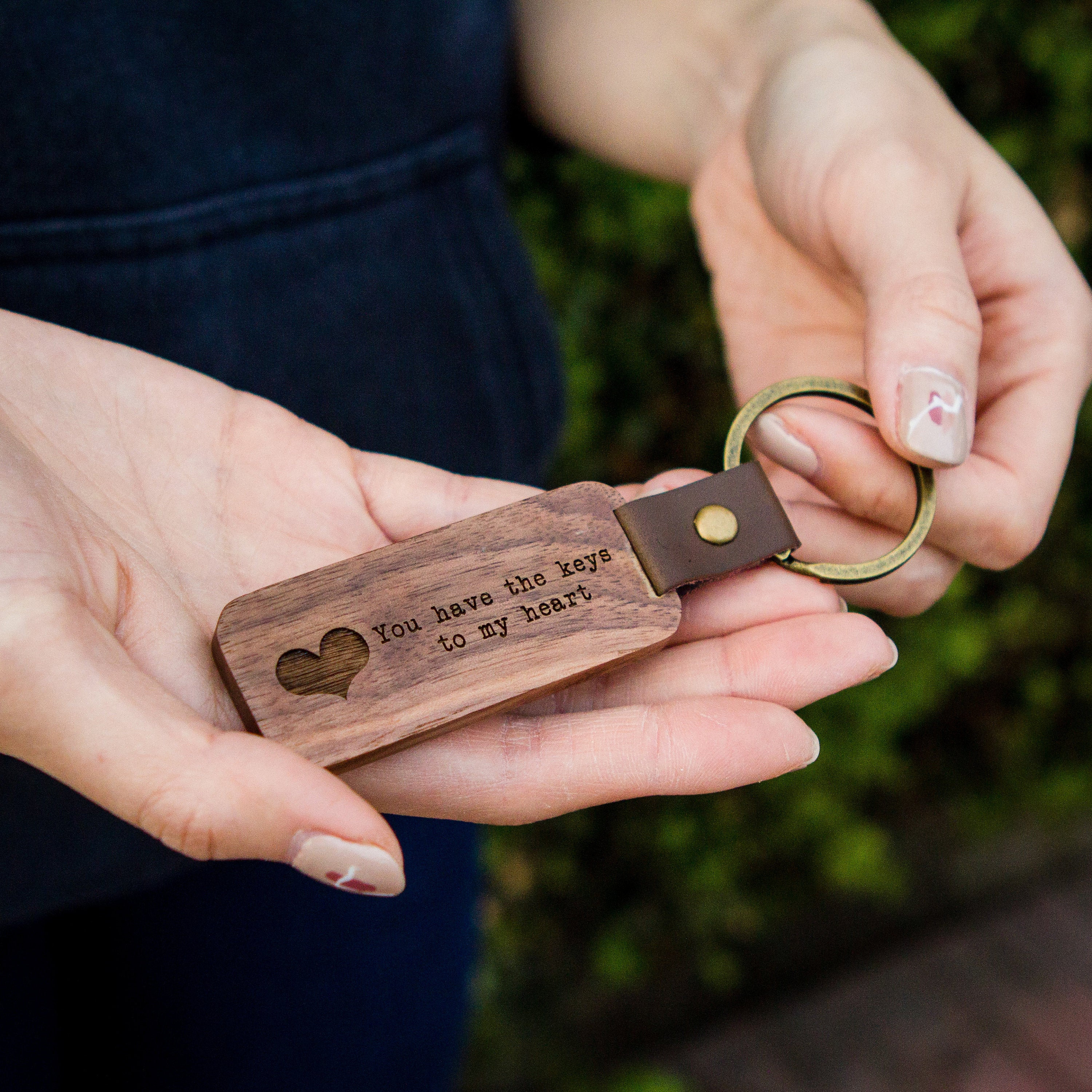 Wood Bar Key Chain - Custom 4 Sided Engraved Keychain for New Home Car,  Gift for Mom Dad Grand pa Husband From Kids, Christmas Gift